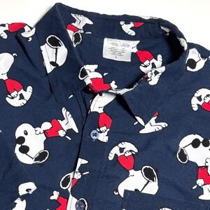 Snoopy Peanuts All Over Print Button Up Shirt Men's L Navy Blue Short Sleeve